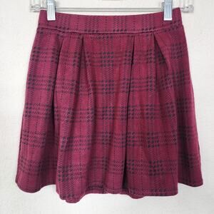 Joe B Benbasset Small Red Black Mini Pleated Skirt